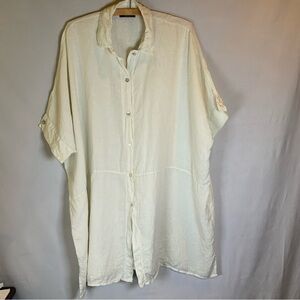 Cherishh Made in Italy White Oversized Linen Button Down Shirt One Size